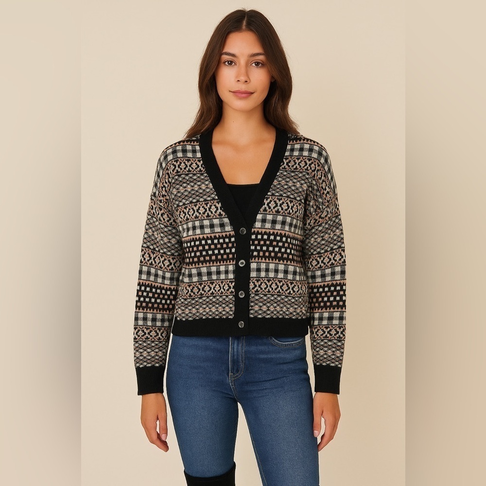 POL V-Neck Cardigan Printed Soft Women’s , size Medium